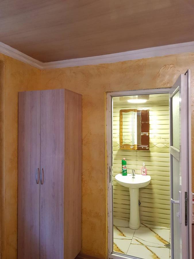 Guest House Saba Batumi Ngoại thất bức ảnh
