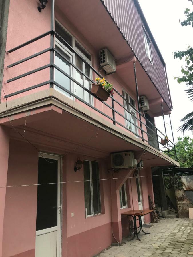 Guest House Saba Batumi Ngoại thất bức ảnh